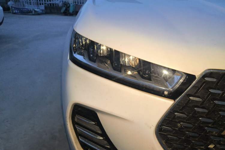 Used Chery Tiggo 7 2023 1.5T CVT New Dynamic Edition Right Front Headlight
