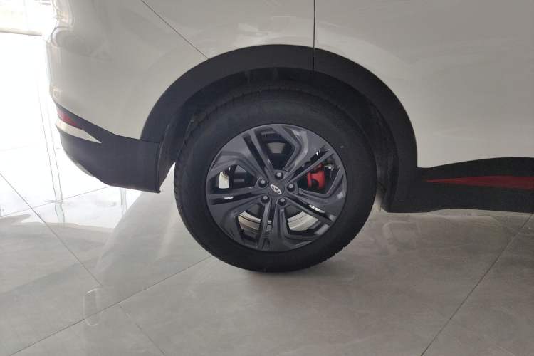 Used Chery Tiggo 7 2023 Supercharged Edition 1.5T CVT Super Warrior Right Rear Wheel Hub