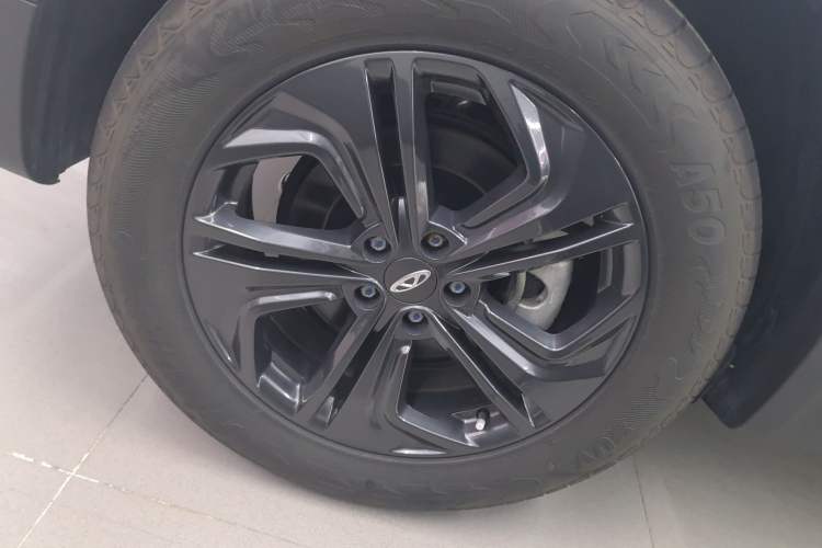 Used Chery Tiggo 7 2023 1.5T CVT New Dynamic Edition Right Rear Wheel Hub