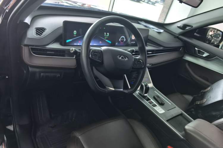 Used Chery Tiggo 7 2024 1.5T CVT Luxury Edition Center Console