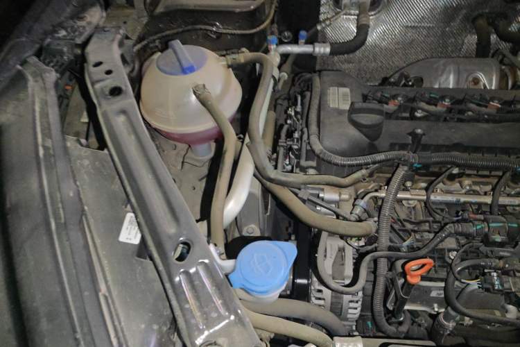 Used Chery Tiggo 7 2024 1.5T Manual Glory Edition Engine Bay Right