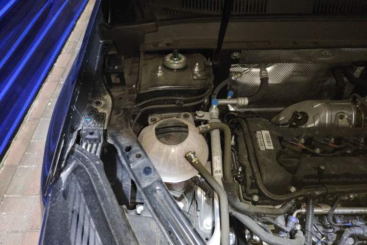 Used Chery Tiggo 7 2024 1.5T CVT Luxury Edition Engine Bay Right