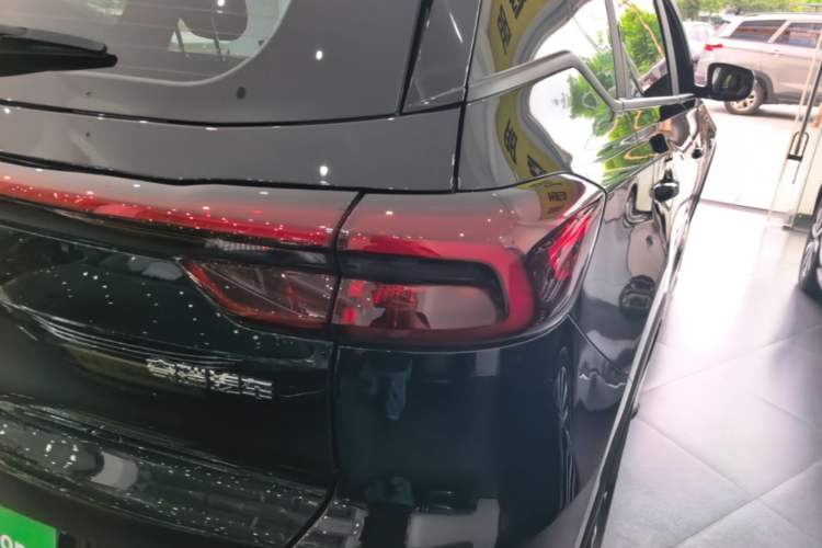 Used Chery Tiggo 7 2024 1.5T CVT Luxury Edition Right Rear Taillight