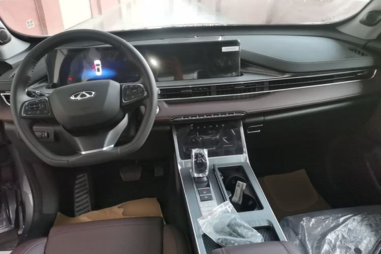 Used Chery Tiggo 7 2024 1.5T CVT Luxury Edition Center Console