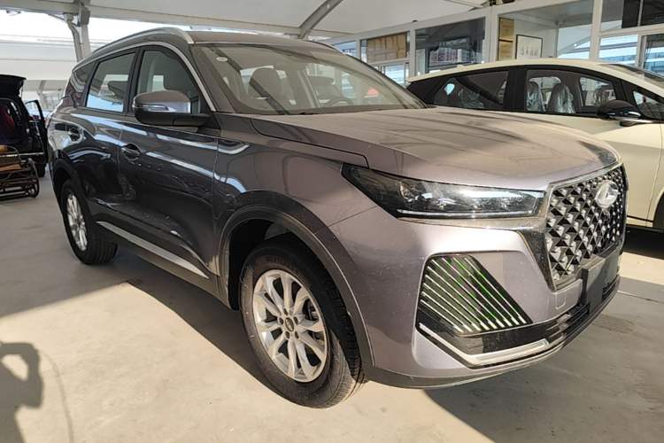 Used Chery Tiggo 7 2024 1.5T CVT Luxury Edition Front Right 45 Deg