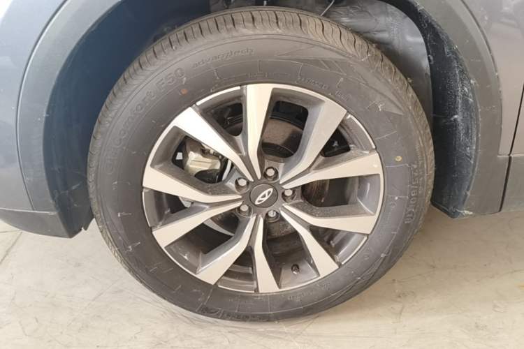 Used Chery Tiggo 7 2024 1.5T CVT Luxury Edition Left Front Wheel Hub