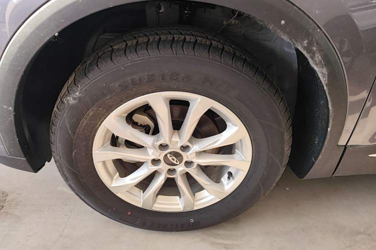 Used Chery Tiggo 7 2024 1.5T CVT Luxury Edition Left Front Wheel Hub