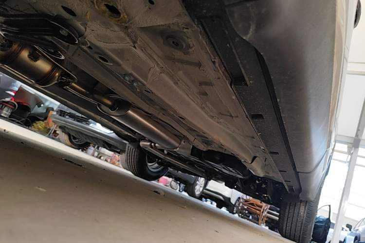 Used Chery Tiggo 7 2024 1.5T CVT Luxury Edition Left Side Sill