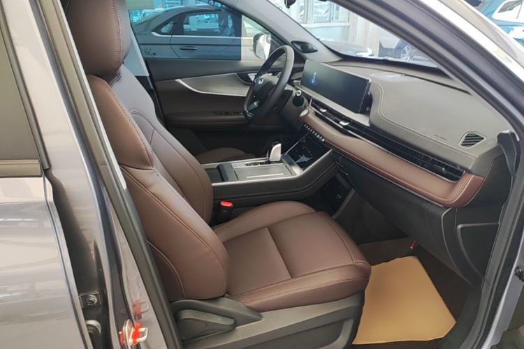 Used Chery Tiggo 7 2024 1.5T CVT Luxury Edition Right Front Seat
