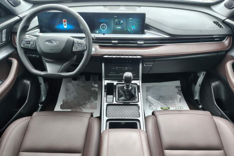 Used Chery Tiggo 7 2024 1.5T Manual Glory Edition Center Console