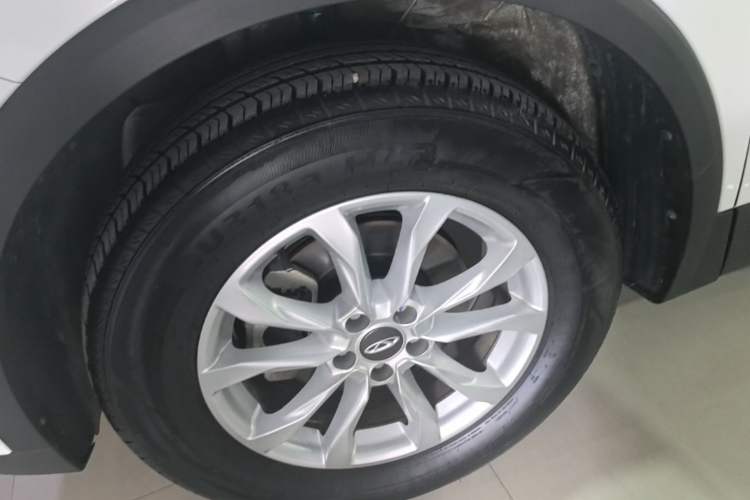 Used Chery Tiggo 7 2024 1.5T CVT Luxury Edition Left Front Wheel Hub