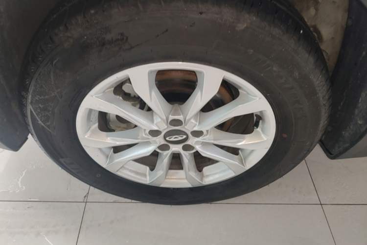 Used Chery Tiggo 7 2024 1.5T CVT Luxury Edition Left Front Wheel Hub