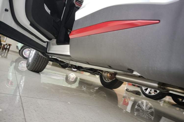 Used Chery Tiggo 7 2024 1.5T CVT Luxury Edition Left Side Sill