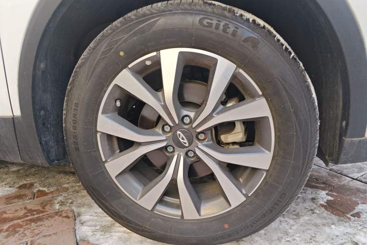 Used Chery Tiggo 7 2024 1.5T CVT Luxury Edition Right Front Wheel Hub