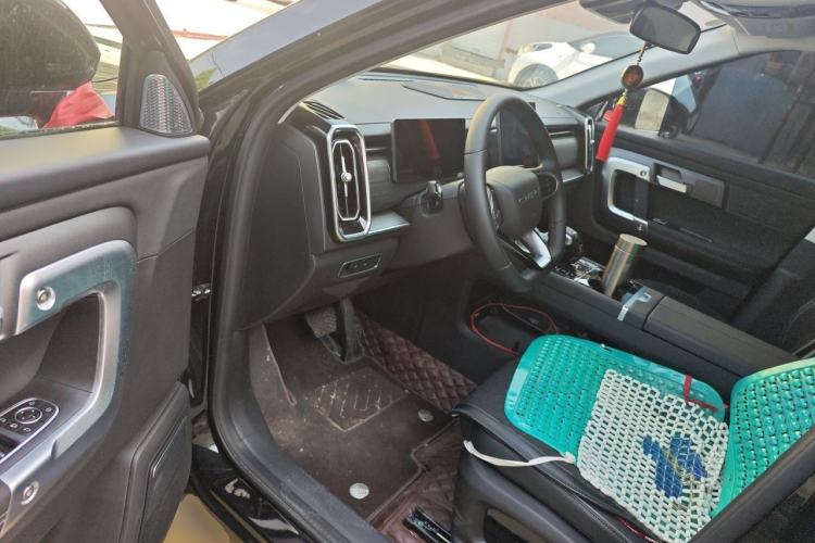 Used Chery Tiggo 7 2025 Model High-Energy Edition 1.5T Jing Two-Wheel Drive Version Driver Seat