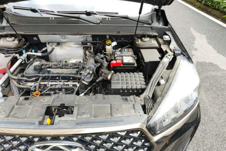Used Chery Tiggo 7 2025 Excellence Version 1.5T CVT Luxury Edition Engine Bay Left