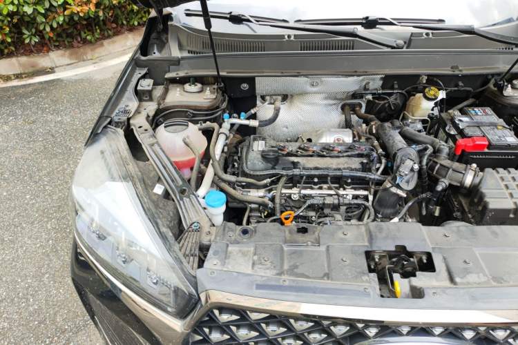 Used Chery Tiggo 7 2025 Excellence Version 1.5T CVT Luxury Edition Engine Bay Right