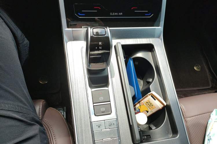 Used Chery Tiggo 7 2025 Excellence Version 1.5T CVT Luxury Edition Gear Lever