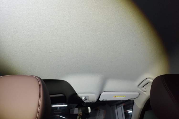 Used Chery Tiggo 7 2025 Excellence Version 1.5T CVT Luxury Edition Headliner
