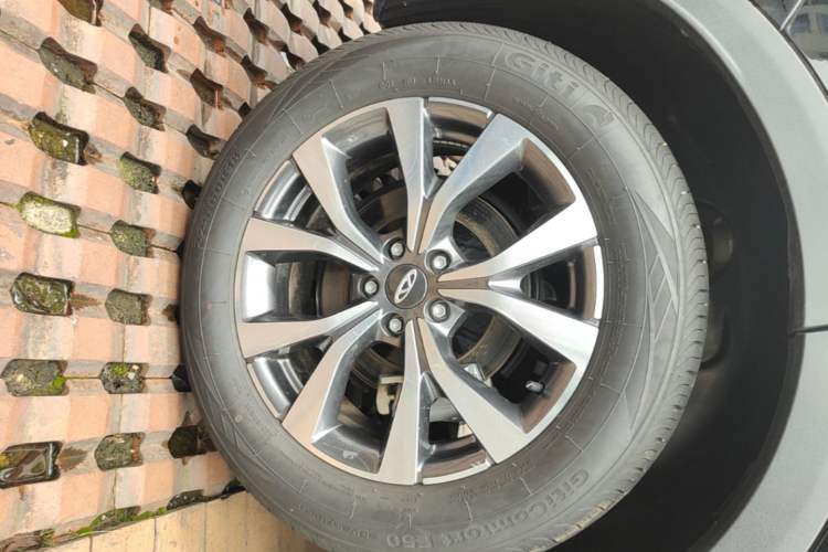 Used Chery Tiggo 7 2025 Excellence Version 1.5T CVT Prestige Edition Right Rear Wheel Hub