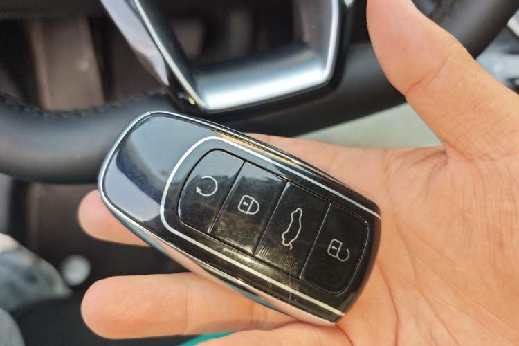 Used Chery Tiggo 7 2025 Model High-Energy Edition 1.5T Jing Two-Wheel Drive Version Vehicle Key