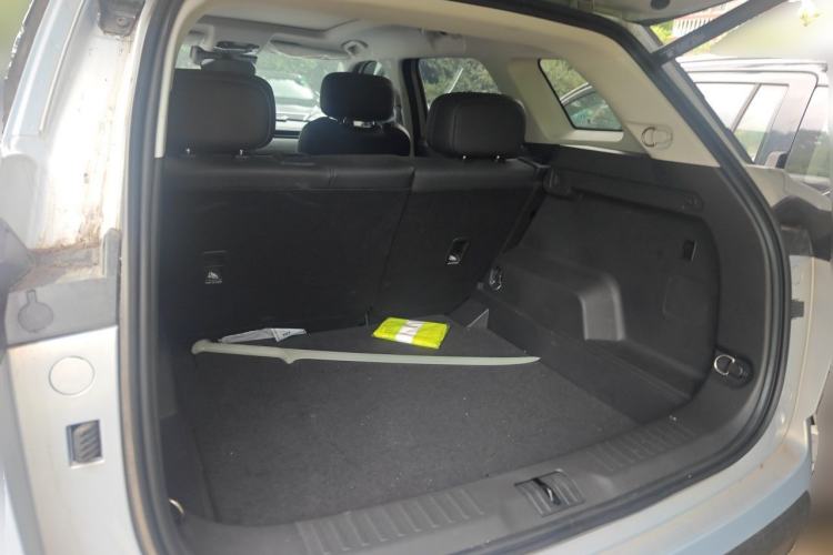 Used Chery Tiggo 7 2025 Model High-Energy Edition 1.5T Jing Two-Wheel Drive Version Trunk