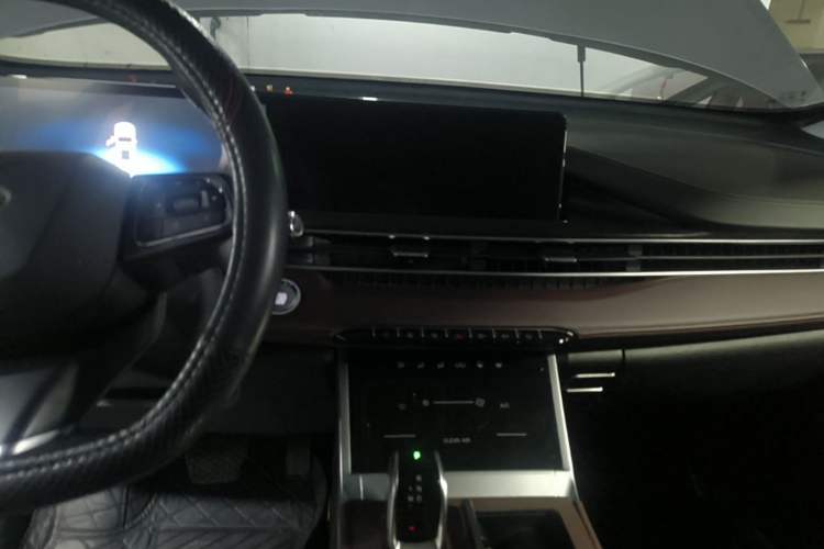 Used Chery Tiggo 7 2025 Excellence Version 1.5T CVT Luxury Edition Audio And AC Panel