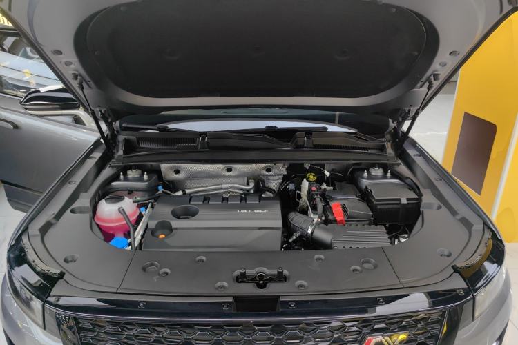 Used Chery Tiggo 7 2025 High-Performance Version 1.6T Two-Wheel Drive Edition Engine Bay
