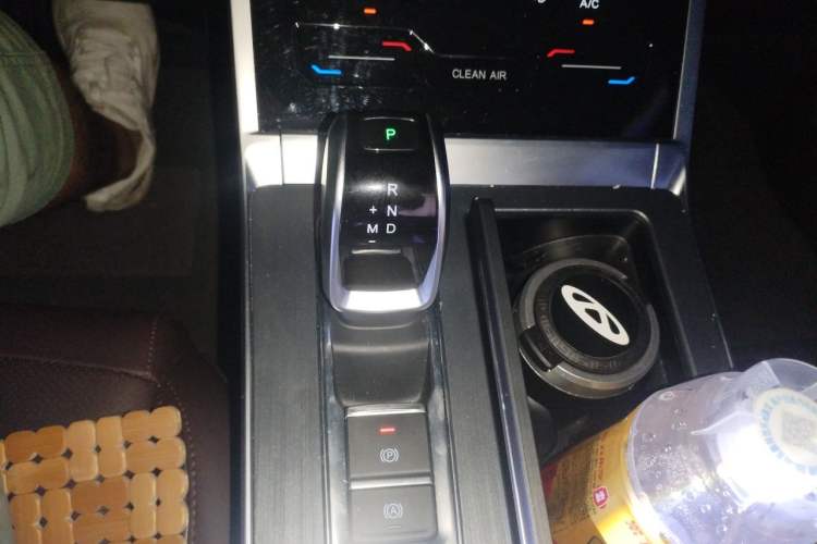 Used Chery Tiggo 7 2025 Excellence Version 1.5T CVT Luxury Edition Gear Lever