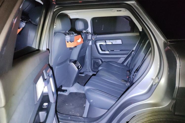 Used Chery Tiggo 7 2025 High-Performance Version 1.6T Two-Wheel Drive Edition Left Rear Seat