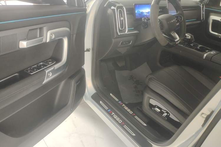 Used Chery Tiggo 7 2025 High-Performance Version 1.6T Two-Wheel Drive Edition Driver Seat