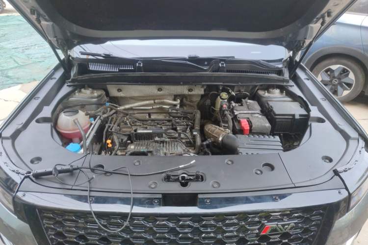 Used Chery Tiggo 7 2025 High-Performance Version 1.6T Front-Wheel-Drive Edition Engine Bay