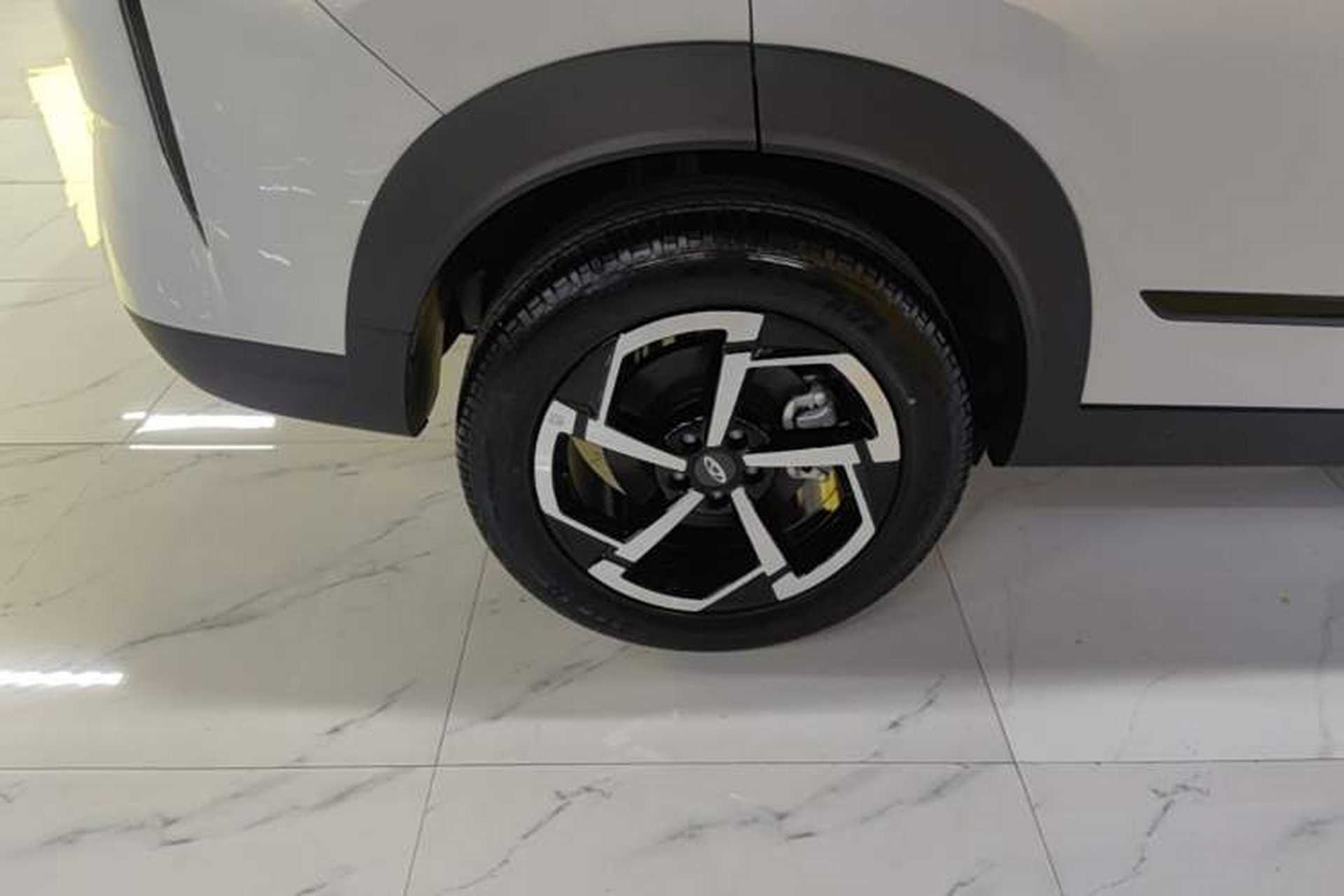 Used Chery Tiggo 7 2025 High-Performance Version 1.6T Two-Wheel Drive Edition Exterior 5