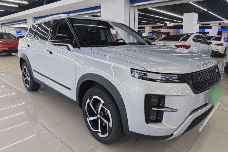 Used Chery Tiggo 7 2025 Model High-Energy Edition 1.5T Jing Two-Wheel Drive Version Front Right 45 Deg