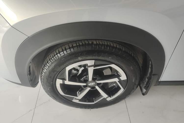 Used Chery Tiggo 7 2025 High-Performance Version 1.6T Two-Wheel Drive Edition Left Front Wheel Hub