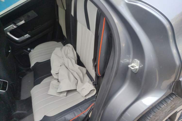 Used Chery Tiggo 7 2025 High-Performance Version 1.6T Front-Wheel-Drive Edition Left Rear Seat