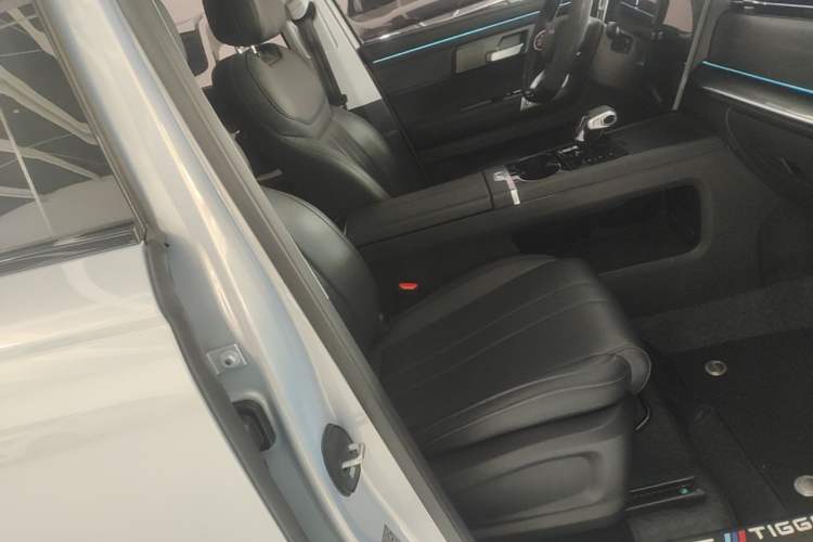 Used Chery Tiggo 7 2025 High-Performance Version 1.6T Two-Wheel Drive Edition Right Front Seat