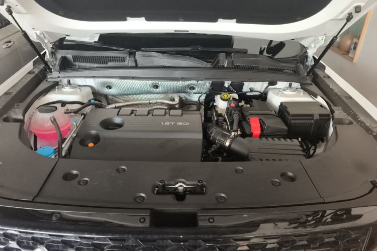 Used Chery Tiggo 7 2025 High-Energy Edition 1.6T Yu+ Four-Wheel-Drive Version Engine Bay
