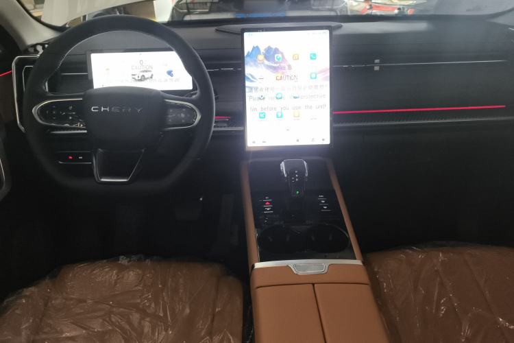 Used Chery Tiggo 7 2025 High-Energy Edition 1.6T Yu+ Four-Wheel-Drive Version Interior 2