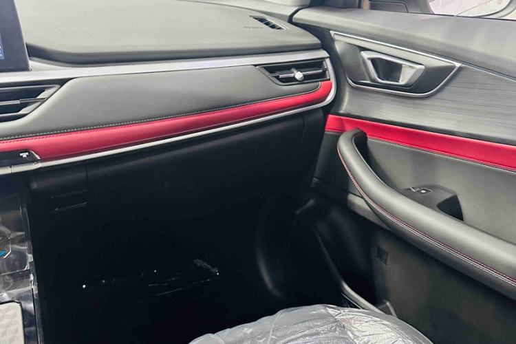 Used Chery Tiggo 7 2025 Excellence Edition 1.5T CVT Global Version Interior 9