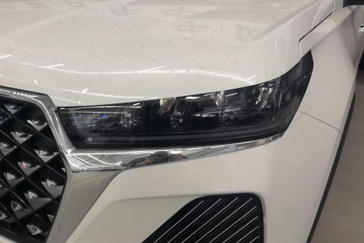 Used Chery Tiggo 7 2025 Excellence Edition 1.5T CVT Global Version Left Front Headlight