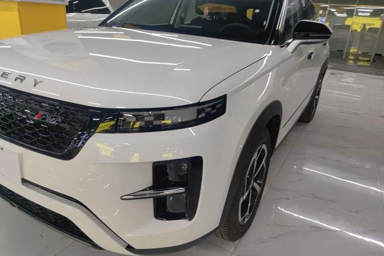 Used Chery Tiggo 7 2025 High-Performance Version 1.6T Front-Wheel-Drive Edition Left Front Headlight