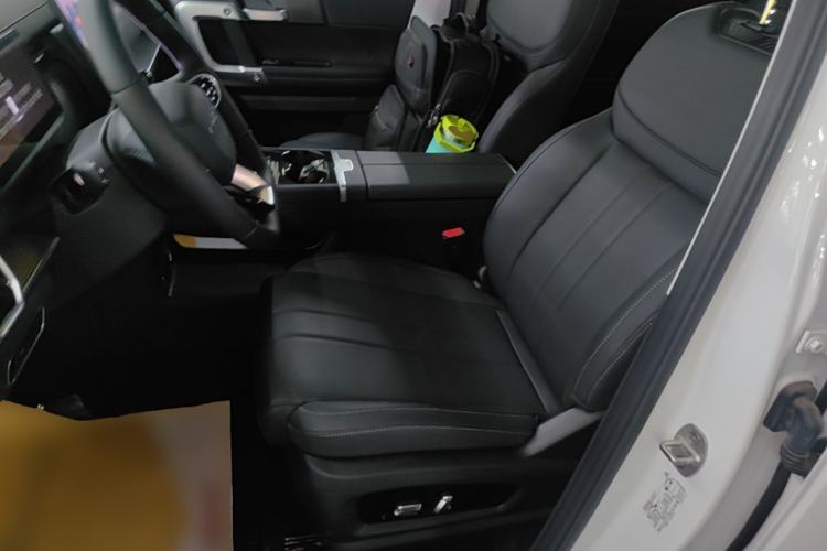 Used Chery Tiggo 7 2025 High-Performance Version 1.6T Front-Wheel-Drive Edition Left Front Seat