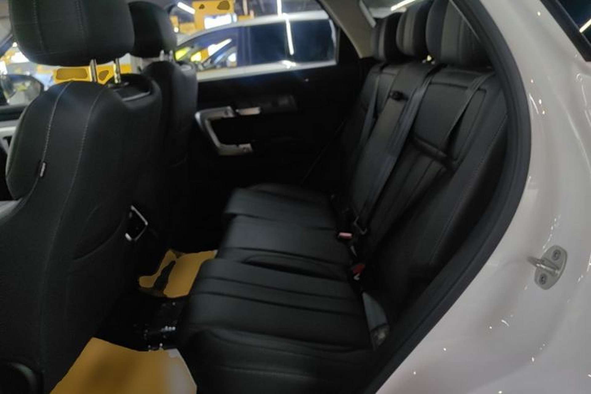 Used Chery Tiggo 7 2025 High-Performance Version 1.6T Front-Wheel-Drive Edition Left Rear Seat