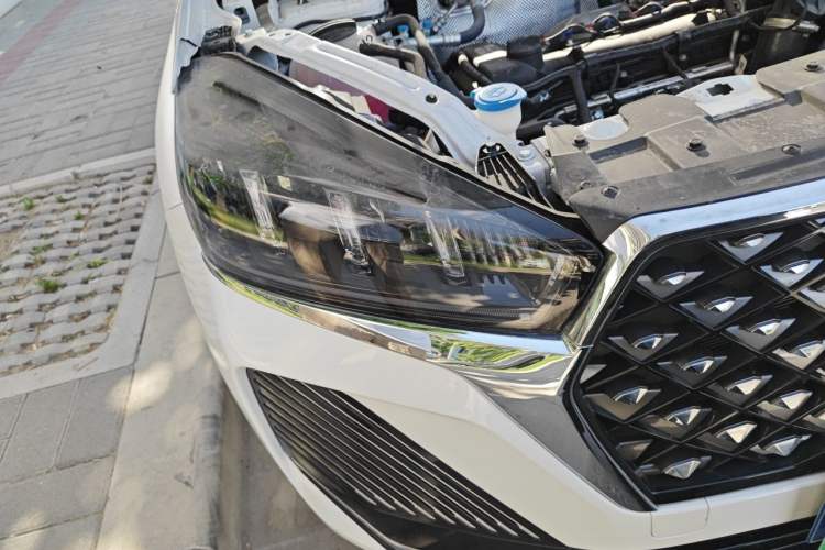 Used Chery Tiggo 7 2025 Excellence Edition 1.5T CVT Global Version Right Front Headlight