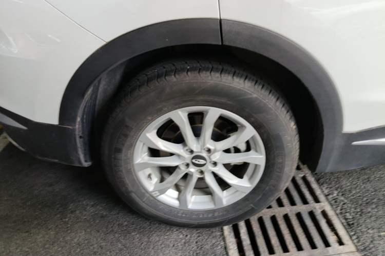 Used Chery Tiggo 7 2025 Excellence Version 1.5T CVT Luxury Edition Right Rear Wheel Hub