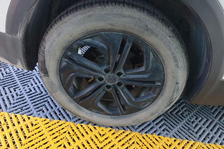 Used Chery Tiggo 7 2025 Excellence Version 1.5T CVT Prestige Edition Right Rear Wheel Hub