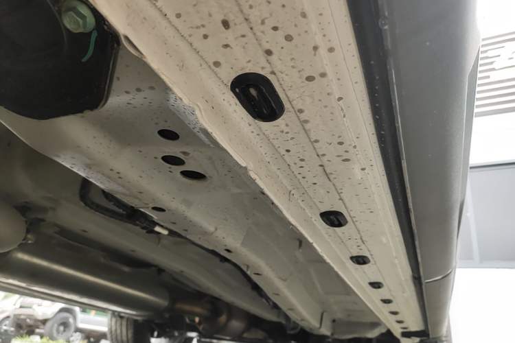Used Chery Tiggo 7 2025 High-Performance Version 1.6T Front-Wheel-Drive Edition Right Side Sill