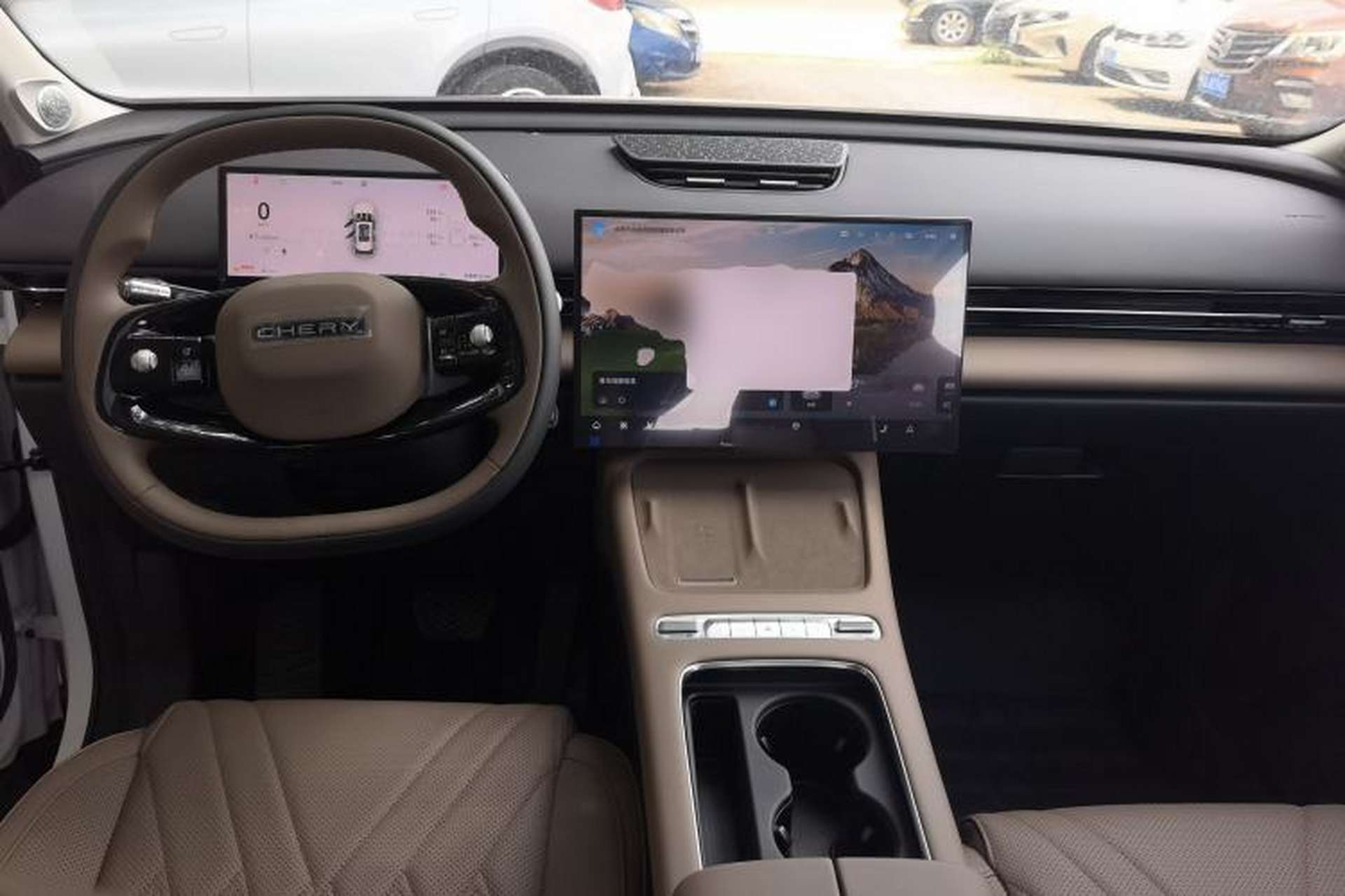 Used Chery Tiggo 7  Center Console