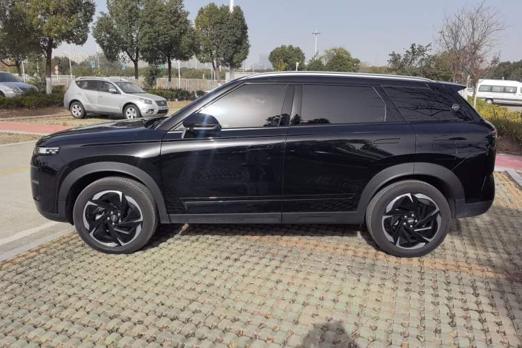 Used Chery Tiggo 7 C-DM 2025 1.5T 120KM Luxury Trim Exterior 3